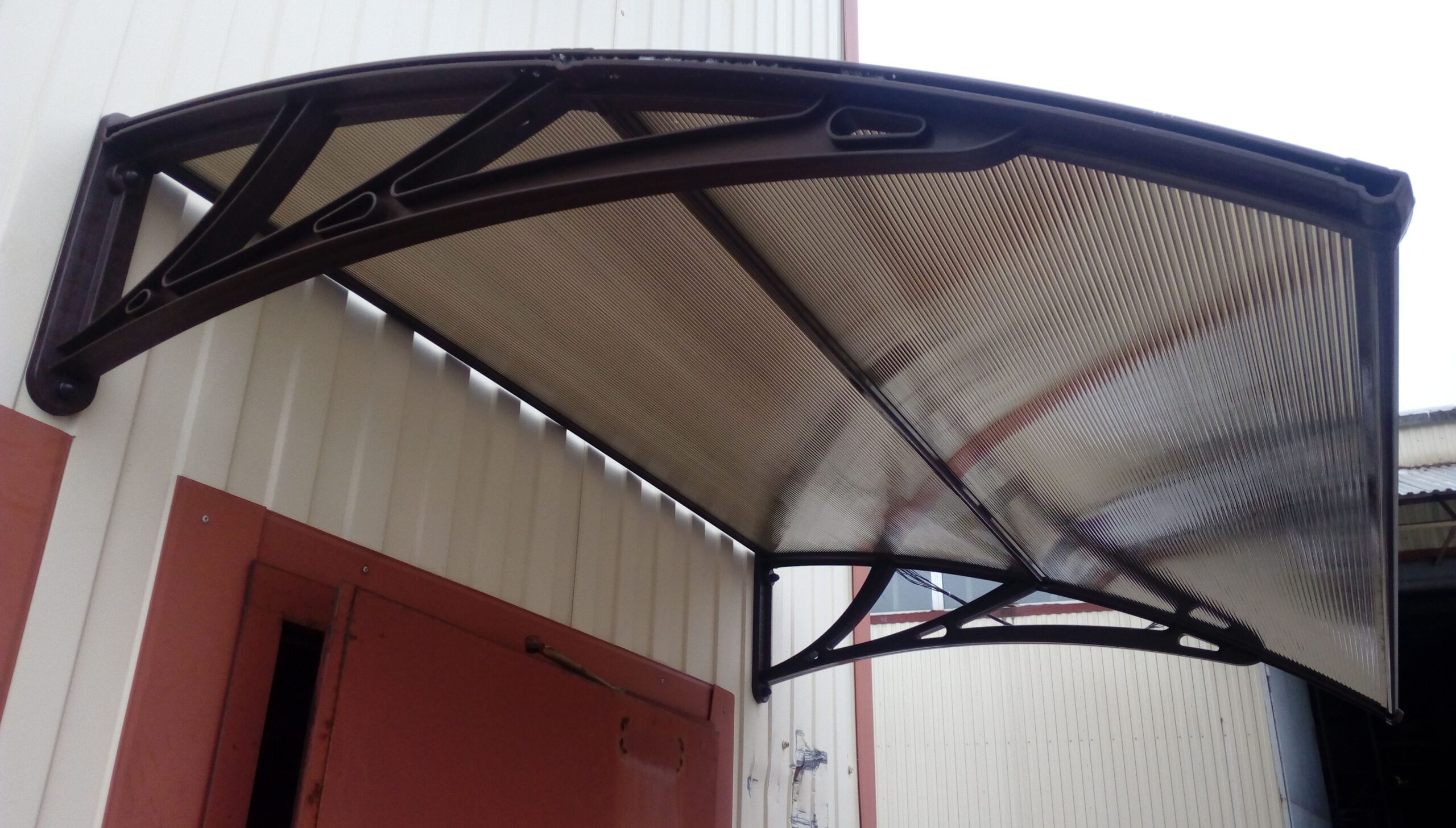 FarAcs Козырек усиленный над крыльцом 1500 мм УКК-ПБ (кронштейн коричневый - поликарбонат бронза) — изображение 2